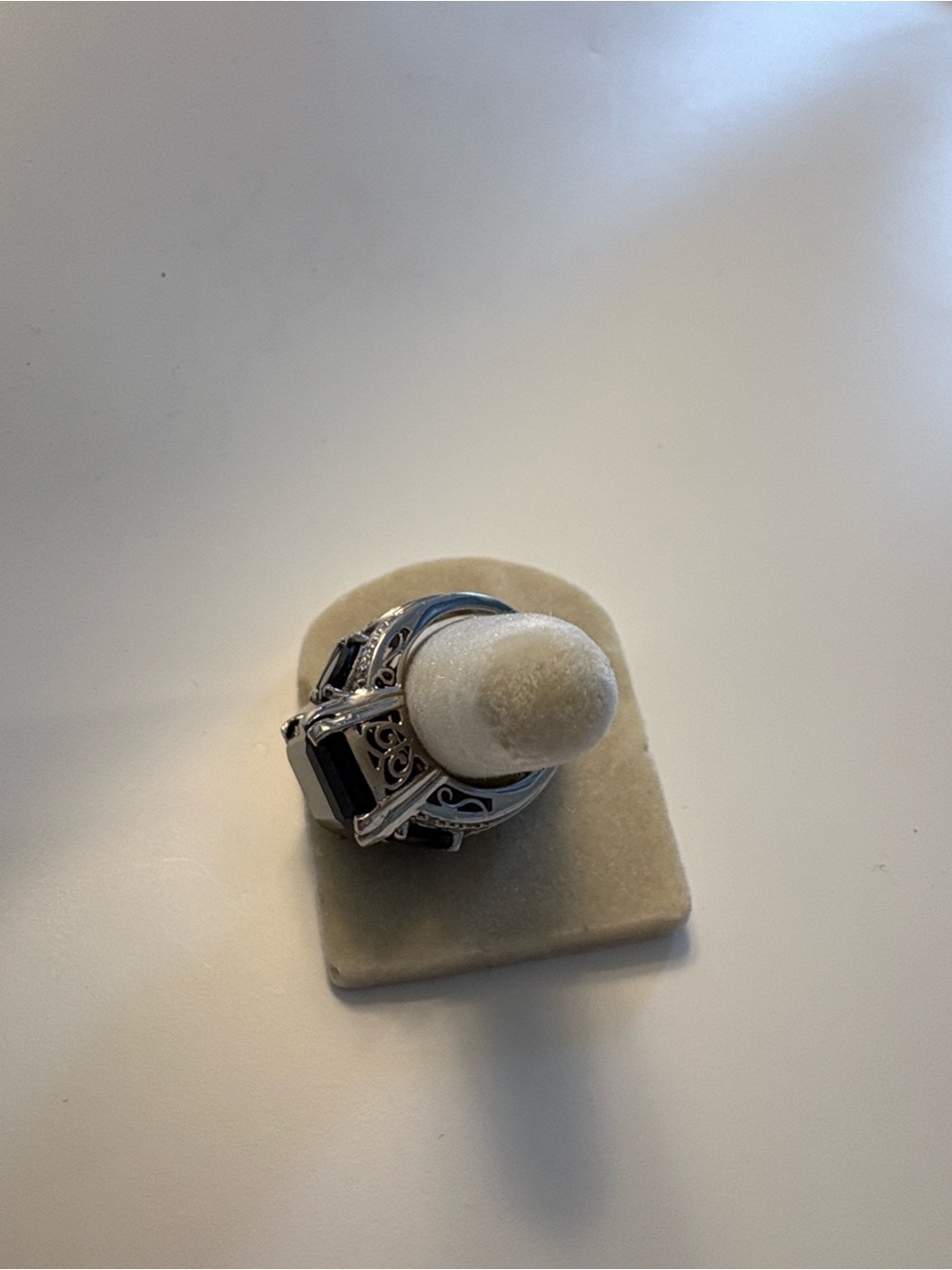 Statement Black Gemstone Cocktail Ring- Sterling Silver . 925 (12 g Size 9) - Picture 7 of 13